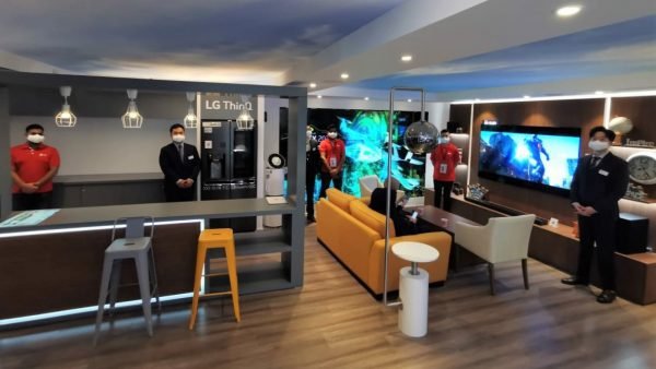 LG and Etisalat showcase AI-powered smart home at GITEX