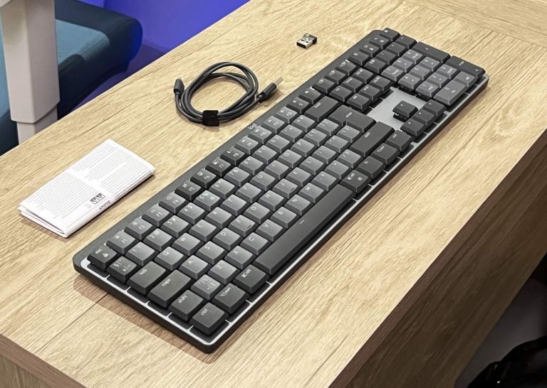 Logitech MX Mechanical Wireless Keyboard Review - Gadgets Middle East