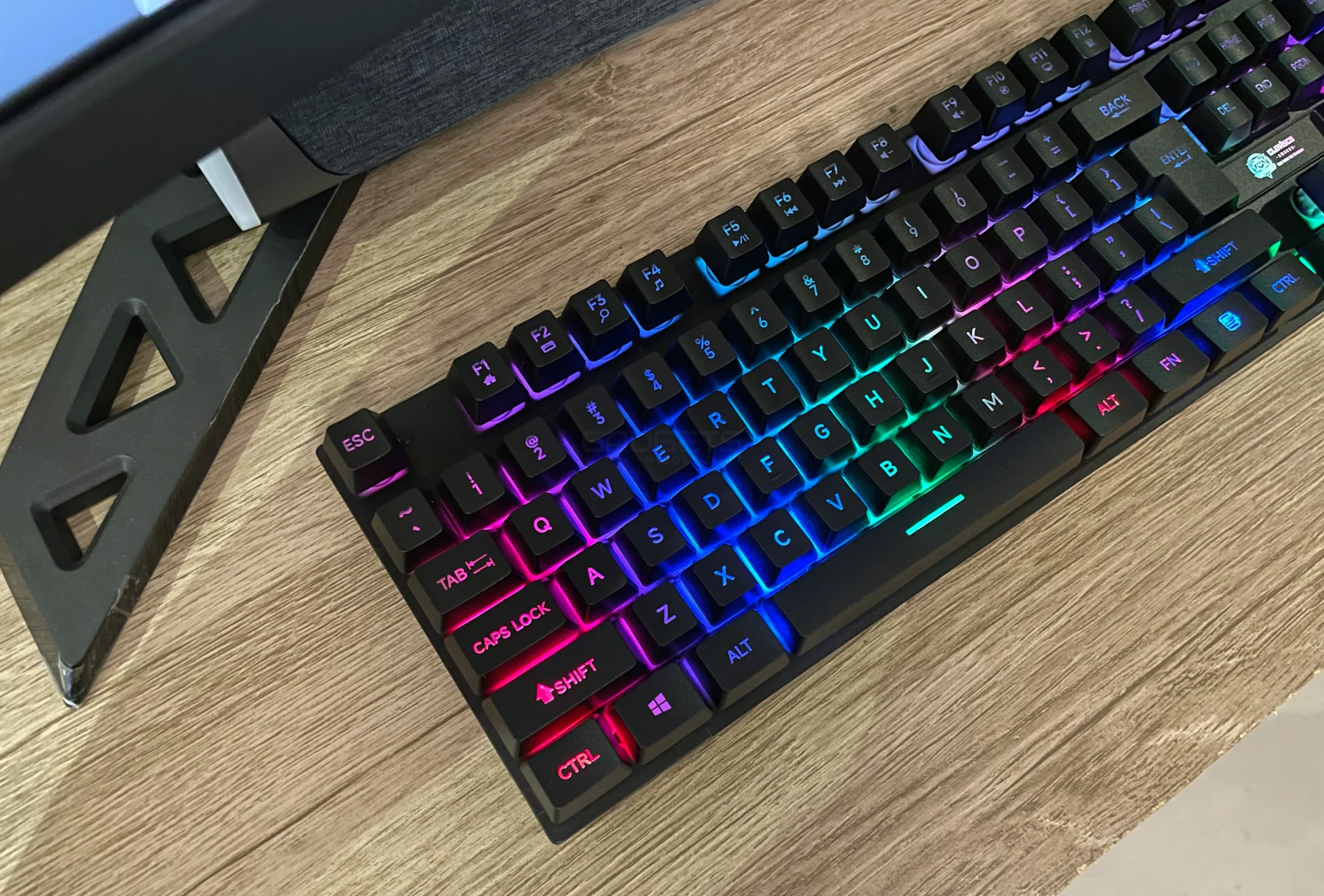 Clevisco Keyboard V1 Review - Gadgets Middle East